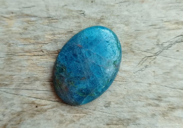 Cabochon apatit, 30x22x6 mm