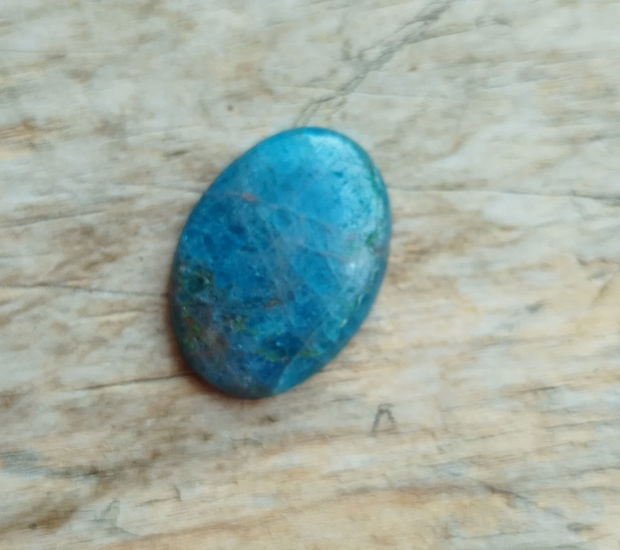 Cabochon apatit, 30x22x6 mm