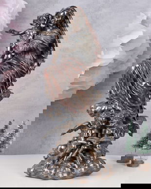 Statueta din ceramica cu Fecioara Maria cu Pruncul