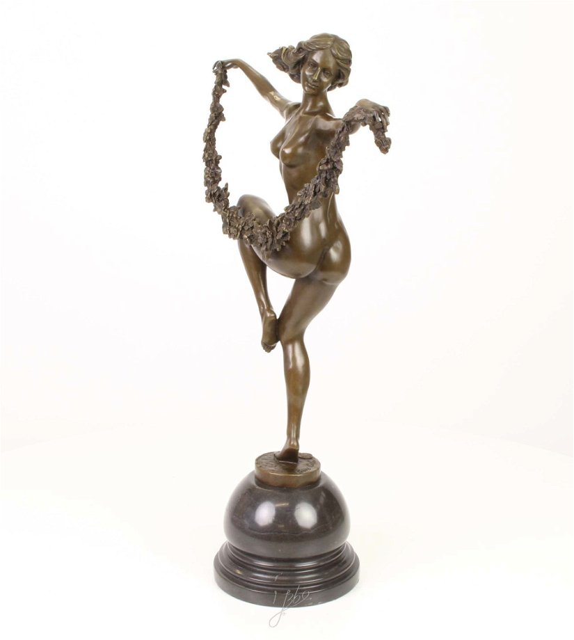 Dansatoare cu flori-statueta Art Deco din bronz