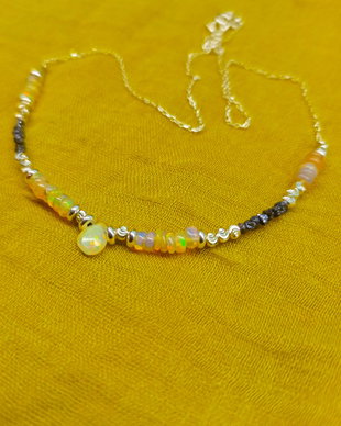 Colier argint diamante brute negre opal de foc etiopian heishi discuri brioleta lant argint minimalist trendy wearable  - Transport gratuit