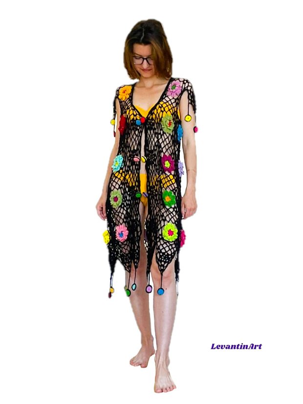 Vesta dama unicat lunga cu flori 3D. Vesta neagra handmade. Vesta femei cu flori multicolore