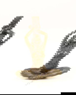 DOAMNA CU CATUSE- STATUETA DIN BRONZ PE SOCLU DIN ONIX