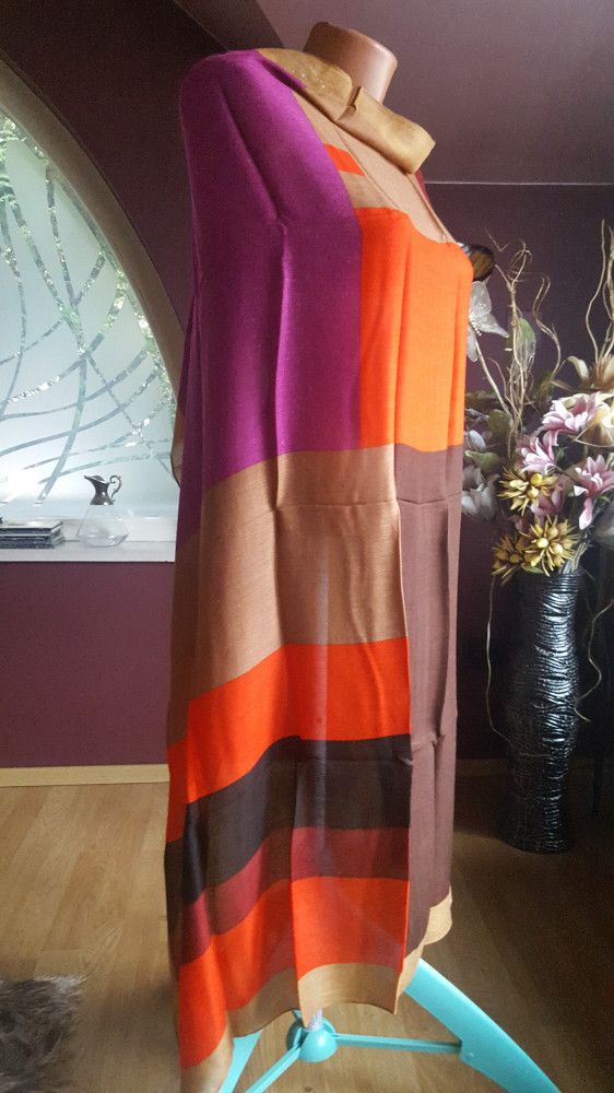 ESARFA MARE 120/110 CM ,MULTICOLORA,DEOSEBITA,DOUBLE FACE