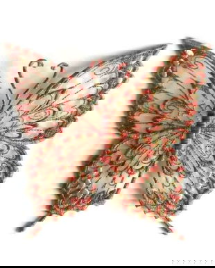 Brosa fluture brodat pe organza