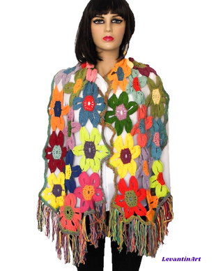 Esarfa dama cu flori mari multicolore. Sal dreptunghiular handmade.