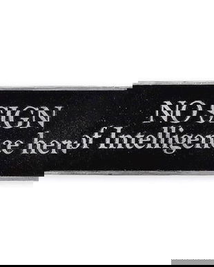 Placheta din fonta cu un mesaj amuzant