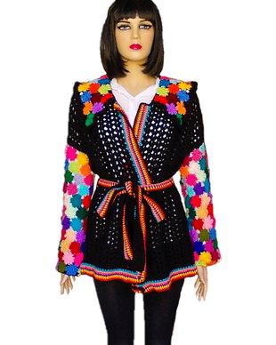 Cardigan dama negru cu floricele multicolore. Jacheta femei handmade. Pulover dama cu cordon