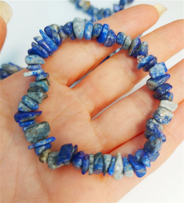 Bratara chips lapis lazuli pe elastic