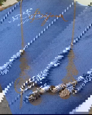 COLIER VINTAGE IKITA PARIS ORIGINAL,DEOSEBIT,SEMNAT