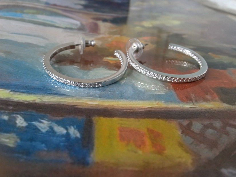 CERCEI SWAROVSKI COLECTIA DESTINY ,MARI,CREOLI,AMBALAJ ORIGINAL,CERTIFICAT DE GARANTIE