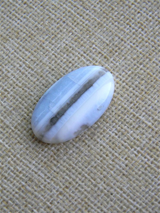 Caboson blue opal (F28-2)