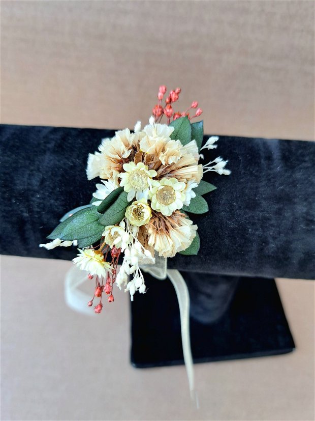 Cocarde/ Brățări domnișoare onoare-flori naturale uscate și criogenate,  Galben pal Alb Roz vintage