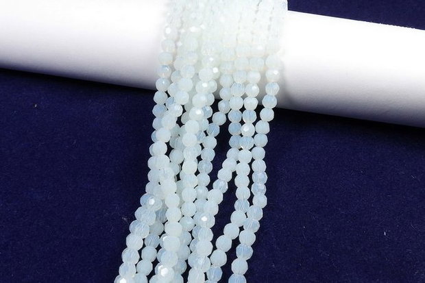 Cristale din sticla, rotunde, 4 mm, opal-31