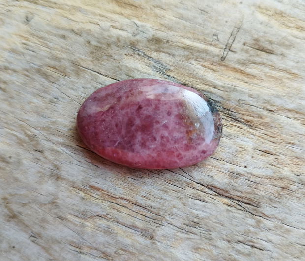 Cabochon rhodonite, 35x22 mm