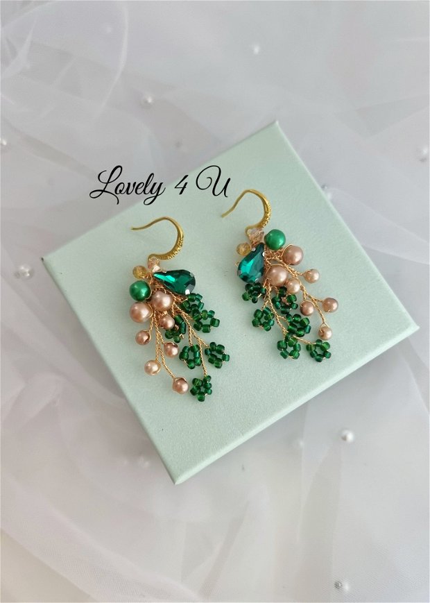 LUCY  - Cercei cu perle verzi