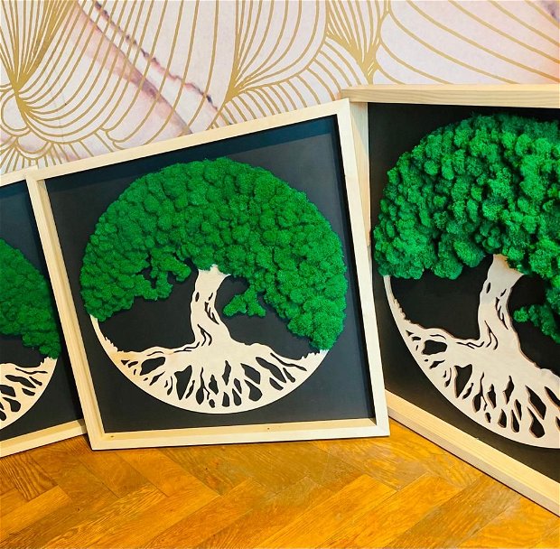 Tablou cu rama de lemn decorat cu licheni "Tree of Life"