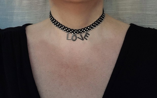 Colier choker cu ștrasuri - negru