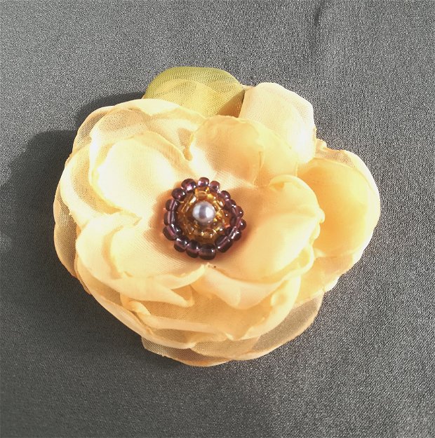 brosa floare galben pal , 8 cm