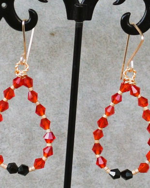 Cercei handmade din sarma,cristale fatetate si margele myuki gold plated