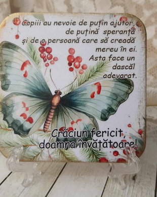 Felicitare din lemn, cu mesaj de Craciun pentru educatoare/ invatatoare