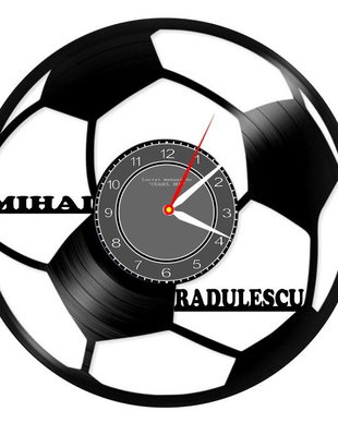 FOTBALIST-ceas de perete (personalizabil)