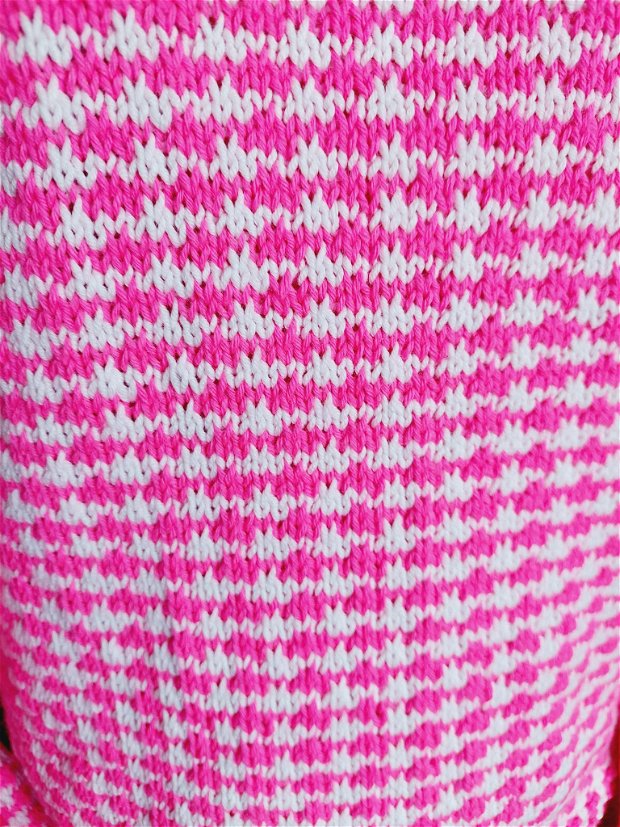 Bluza tricotata manual din amestec lână roz Pink alb