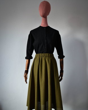 Fustă midi verde olive cu talie elastică