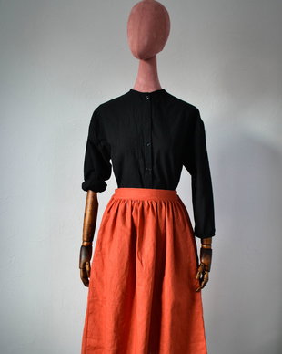 Fustă midi din in 100% cu buzunare laterale