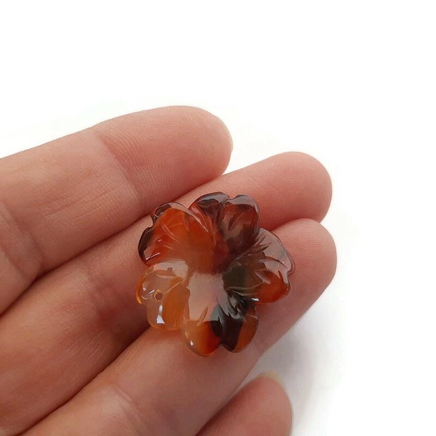 Pandantiv agat, floare reliefata 27mm MG.0223