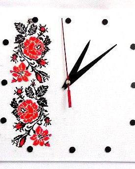 ceas cu motiv traditional 32034