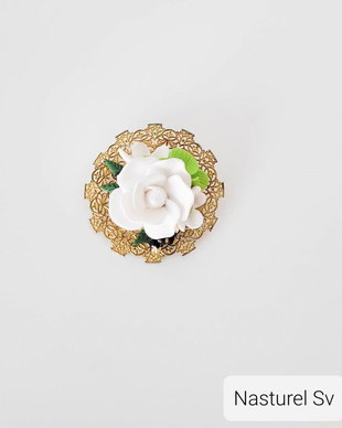 Brosa: Elegance