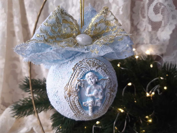 Glob decorat cu inger,l pentru bradul de Craciun - Christmas blue