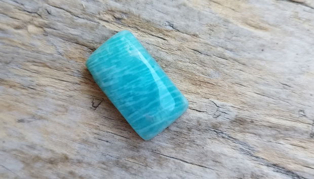 Cabochon hemimorphit, 24x14x7.5 mm