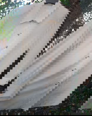 Bluza crem unt, cu nasturi decorativi