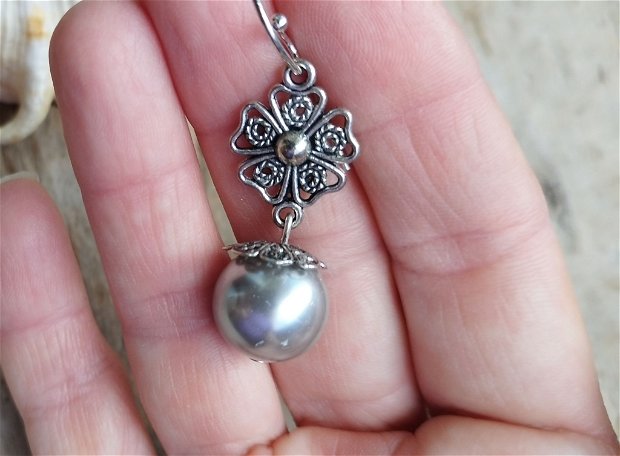 Cercei perle gri, argint tibetan