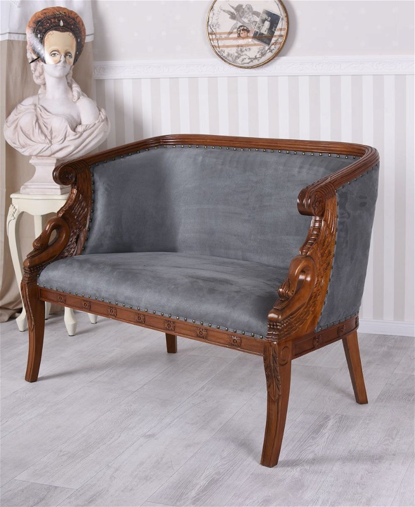 Sofa din lemn mahon cu capete de lebada si tapiterie gri soarece