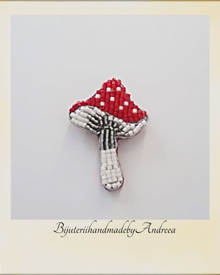 Brosa martisor ciupercuta
