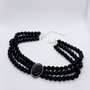 Colier tip choker din perle de sticlă - negru