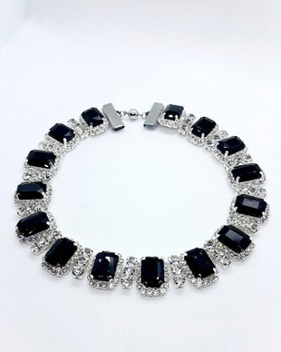 Colier elegant tip choker din cristale de sticla - negru