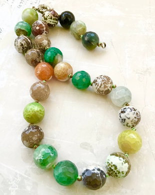 Colier agate colorate