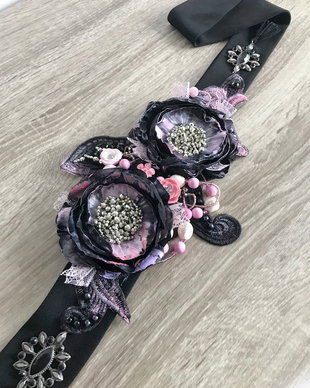 Brau elegant cu flori pictate