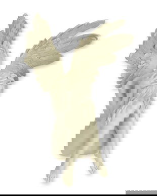 Inger sezand-statueta din rasini