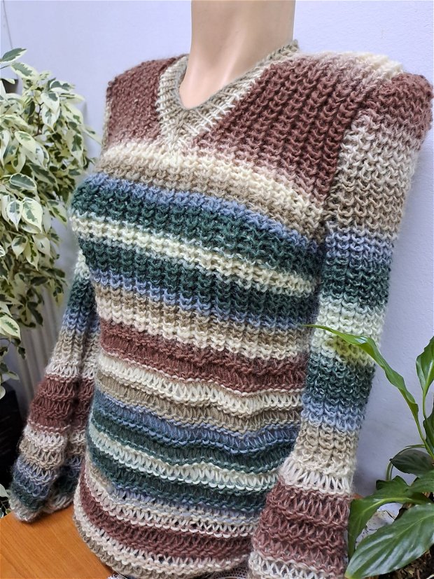 Pulovăr tricotat