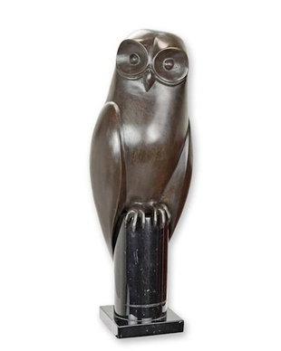 Bufnita-statueta din bronz cu un soclu din marmura