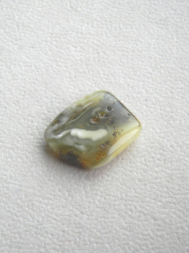 Chihlimbar slefuit (F27)