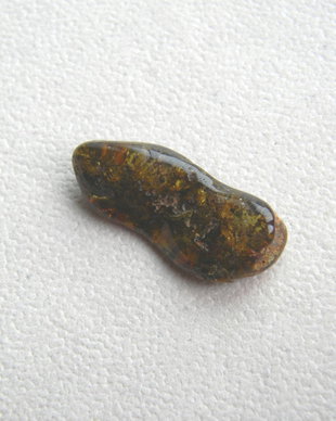 Chihlimbar slefuit (F27)