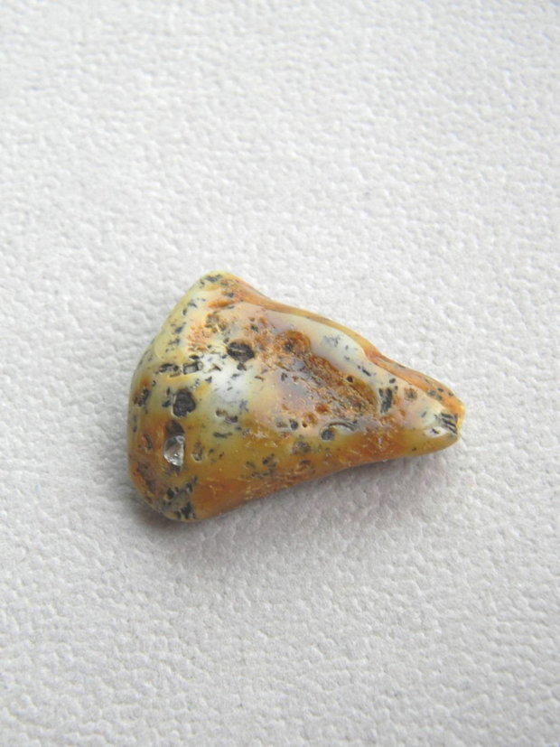 Chihlimbar slefuit (F27)