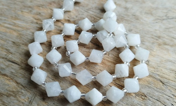 Sirag piatra lunii 10 mm (34 buc)