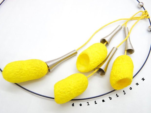 Colier handmade statement unicat - coconi de matase (cod893)